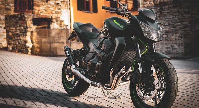 Jakie sklepy motocyklowe polecają motocykliści?